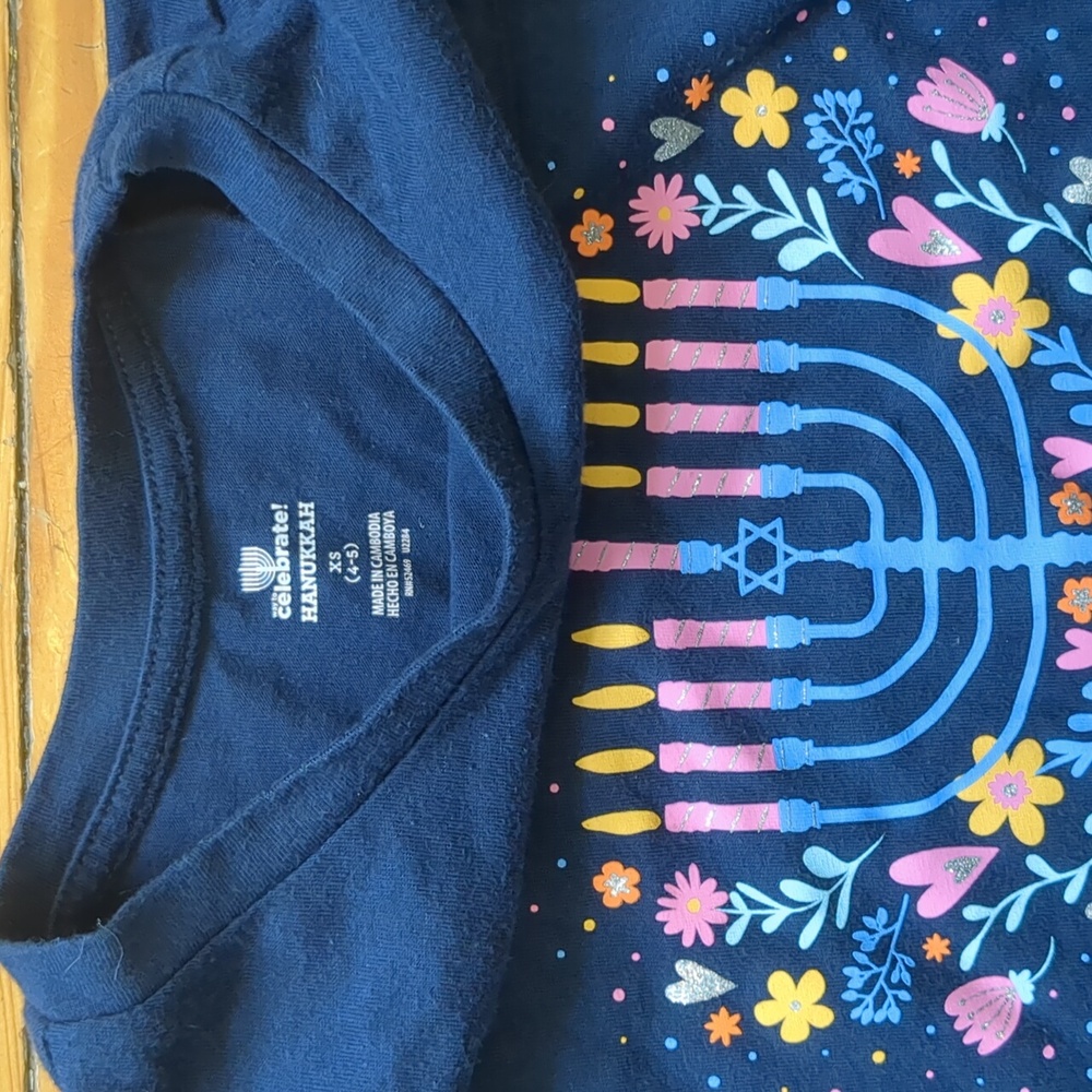 Girls Long Sleeve Hanukkah Shirt, Size XS - Picture 3 of 3